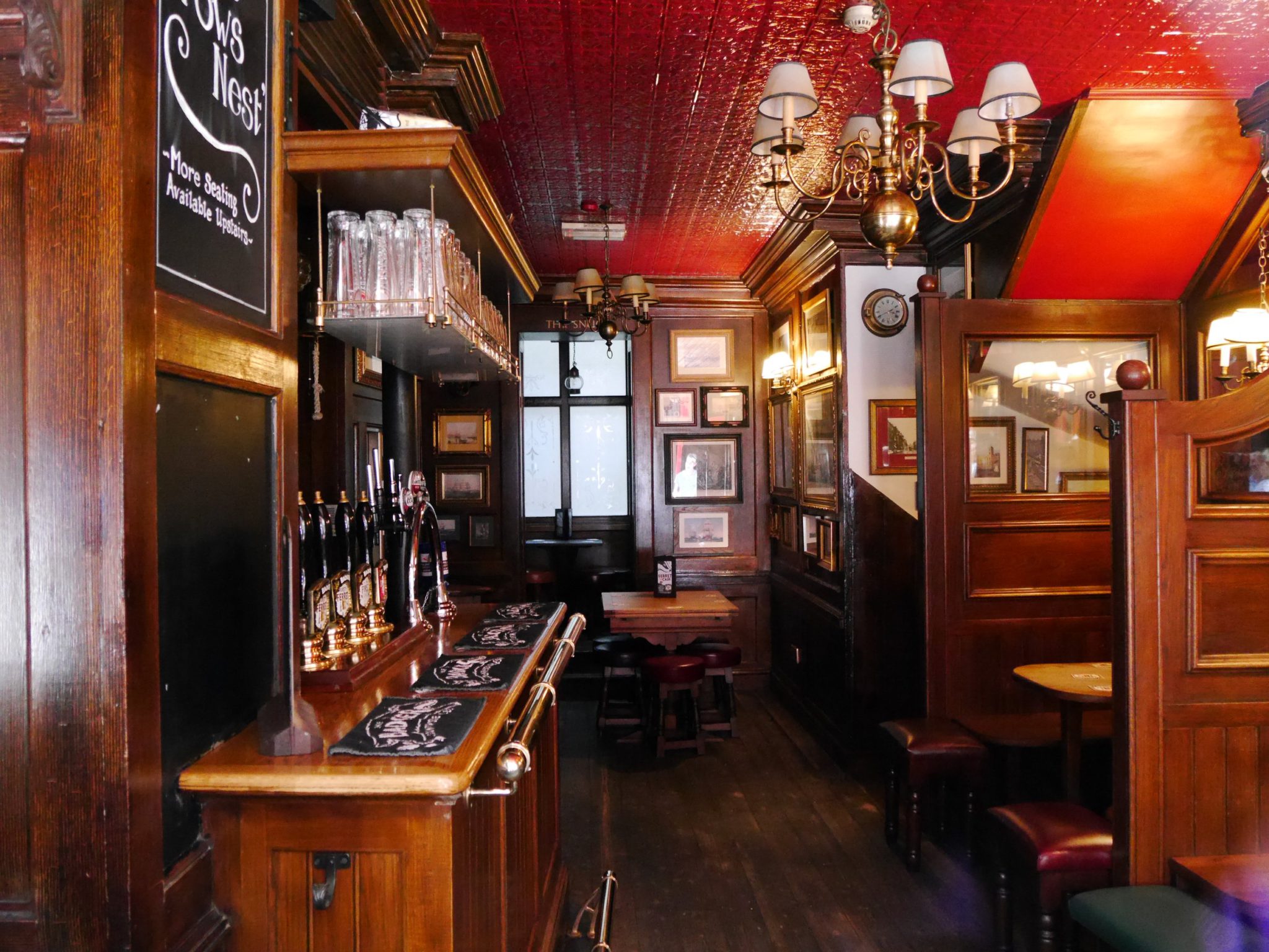 The London pubs of Westminster walking tour